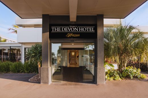 The Devon Hotel Exterior 